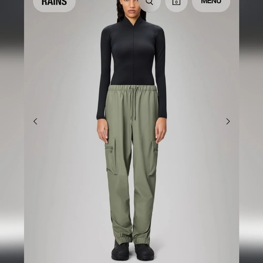 NWT! RAINS, UNISEX, Cargo Rain Pants, Regular W3, Drift, Size Small, MSRP $140